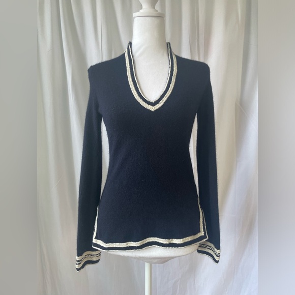J.crew navy tunic sweater. Size XS. - Picture 2 of 4